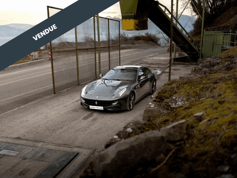 FERRARI FF