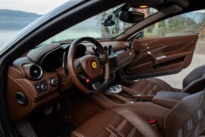 FERRARI FF
