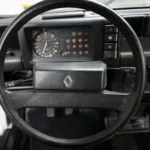 Renault 4L Clan Intérieur 4