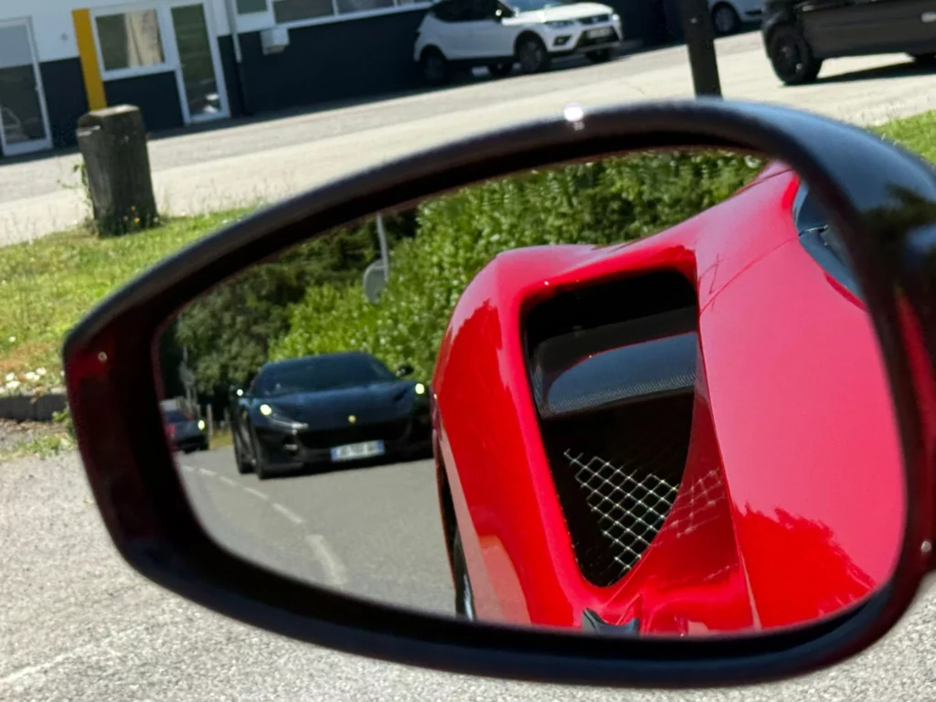 Alpin Drive - Summer Tour Ferrari miror