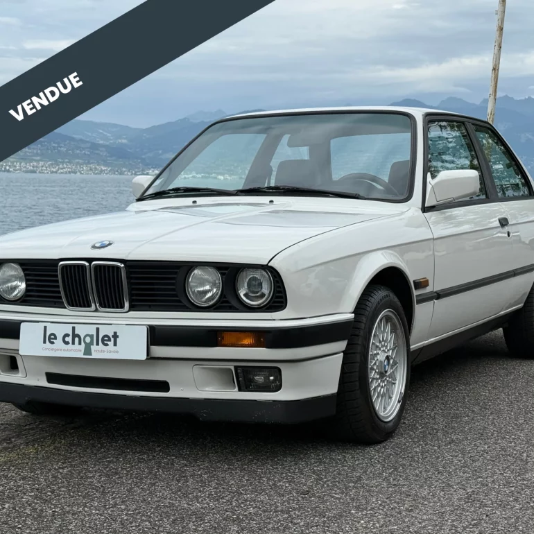 BMW 318 is e30 phase 2 vendue